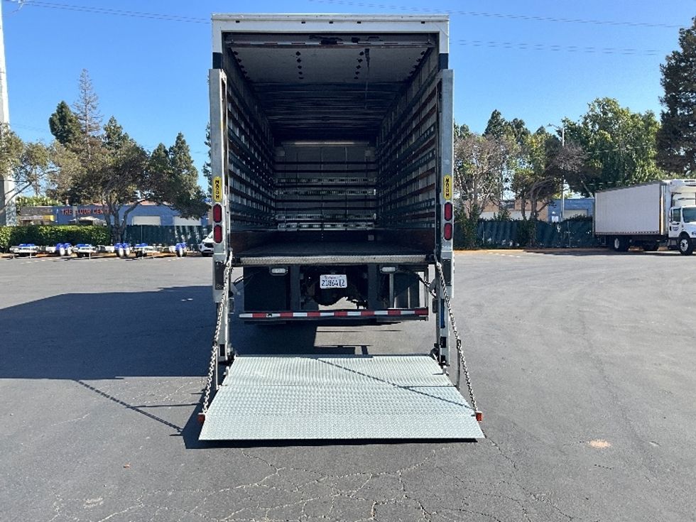 Medium Duty Box Truck-Light and Medium Duty Trucks-Freightliner-2020-M2-West Sacramento-CA-73,330\n\t\tmiles-$ 71,000 - Image 9