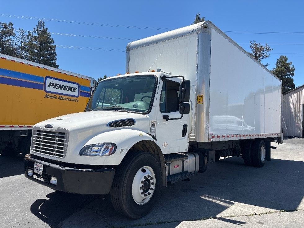 Medium Duty Box Truck-Light and Medium Duty Trucks-Freightliner-2020-M2-West Sacramento-CA-78,253\n\t\tmiles-$ 66,000 - Image 3