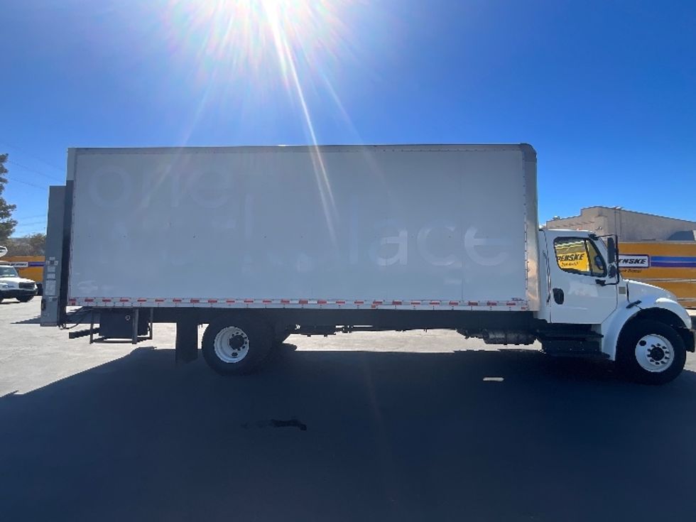 Medium Duty Box Truck-Light and Medium Duty Trucks-Freightliner-2020-M2-West Sacramento-CA-81,581\n\t\tmiles-$ 69,000 - Image 15