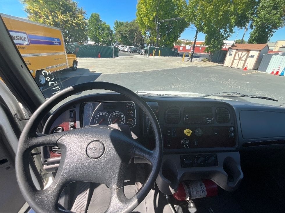 Medium Duty Box Truck-Light and Medium Duty Trucks-Freightliner-2020-M2-West Sacramento-CA-81,581\n\t\tmiles-$ 69,000 - Image 16