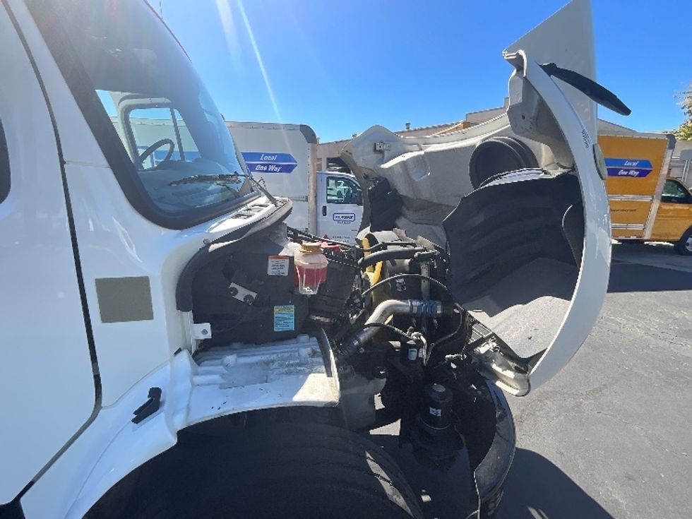 Medium Duty Box Truck-Light and Medium Duty Trucks-Freightliner-2020-M2-West Sacramento-CA-81,581\n\t\tmiles-$ 69,000 - Image 20