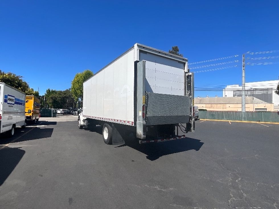 Medium Duty Box Truck-Light and Medium Duty Trucks-Freightliner-2020-M2-West Sacramento-CA-81,581\n\t\tmiles-$ 69,000 - Image 6
