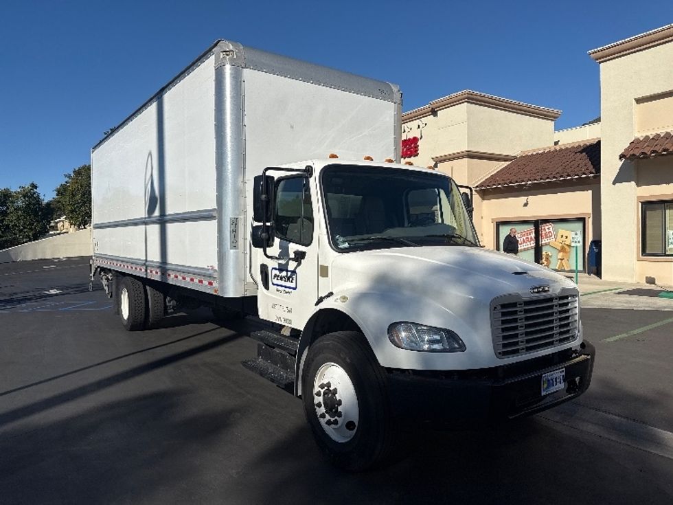 Medium Duty Box Truck-Light and Medium Duty Trucks-Freightliner-2020-M2-West Sacramento-CA-89,558\n\t\tmiles-$ 62,500 - Image 1