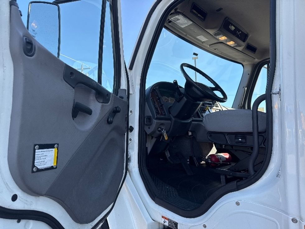 Medium Duty Box Truck-Light and Medium Duty Trucks-Freightliner-2020-M2-West Valley City-UT-144,891\n\t\tmiles-$ 56,000 - Image 16
