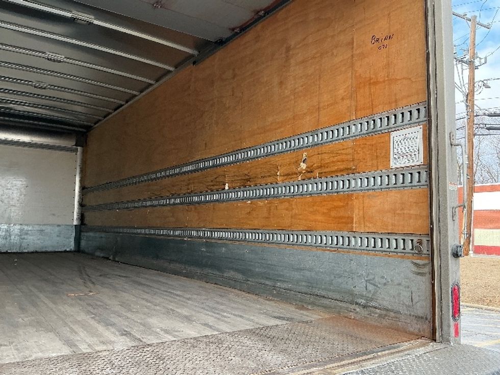 Medium Duty Box Truck-Light and Medium Duty Trucks-Freightliner-2020-M2-Westfield-MA-227,377\n\t\tmiles-$ 41,000 - Image 12