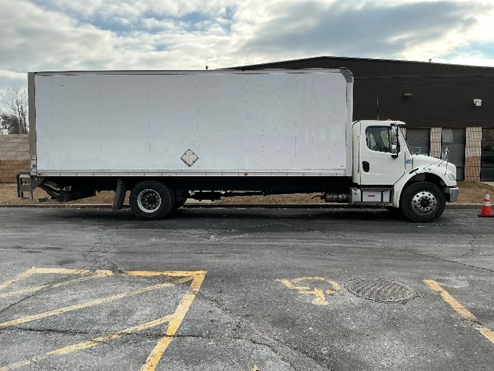 Medium Duty Box Truck-Light and Medium Duty Trucks-Freightliner-2020-M2-Westfield-MA-227,377\n\t\tmiles-$ 41,000 - Image 15