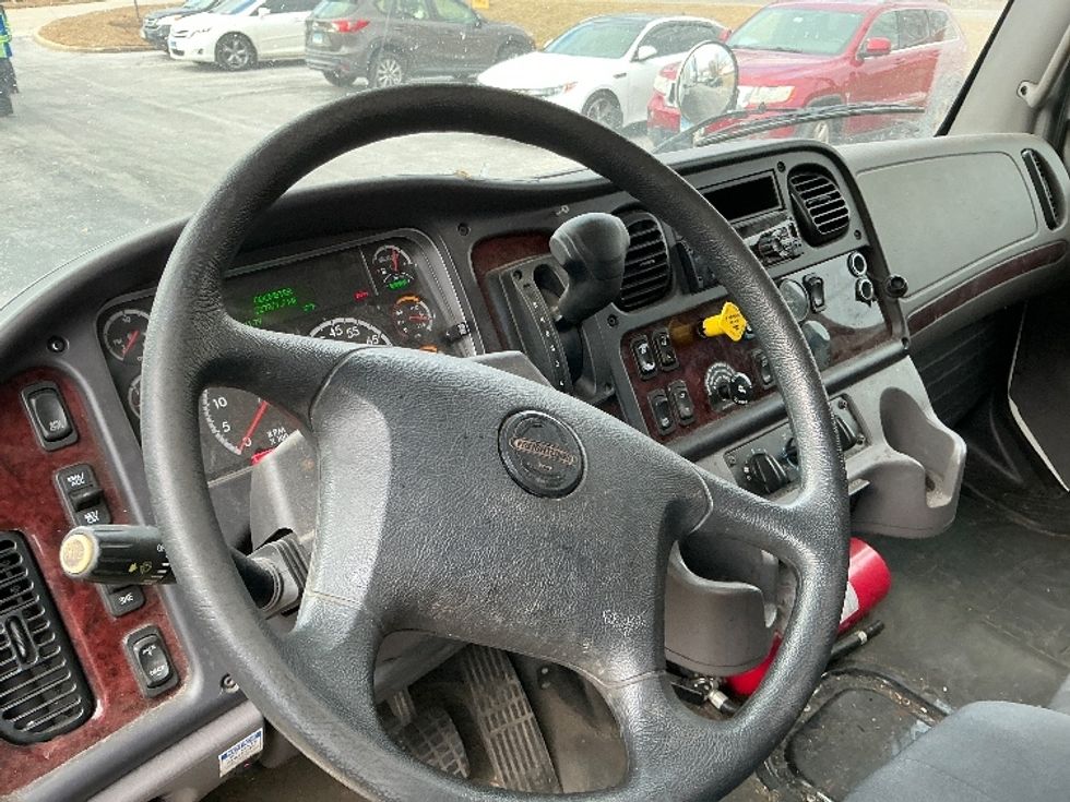 Medium Duty Box Truck-Light and Medium Duty Trucks-Freightliner-2020-M2-Westfield-MA-227,377\n\t\tmiles-$ 41,000 - Image 17