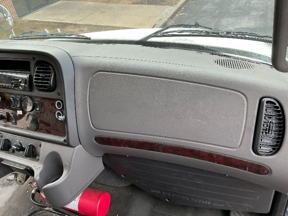 Medium Duty Box Truck-Light and Medium Duty Trucks-Freightliner-2020-M2-Westfield-MA-227,377\n\t\tmiles-$ 41,000 - Image 21