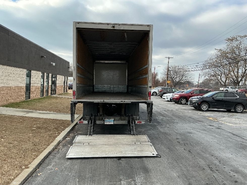 Medium Duty Box Truck-Light and Medium Duty Trucks-Freightliner-2020-M2-Westfield-MA-227,377\n\t\tmiles-$ 41,000 - Image 9