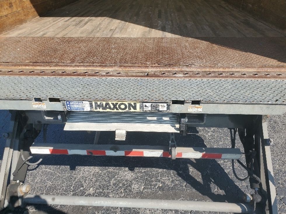 Medium Duty Box Truck-Light and Medium Duty Trucks-Freightliner-2020-M2-White Deer-PA-325,429\n\t\tmiles-$ 29,250 - Image 10