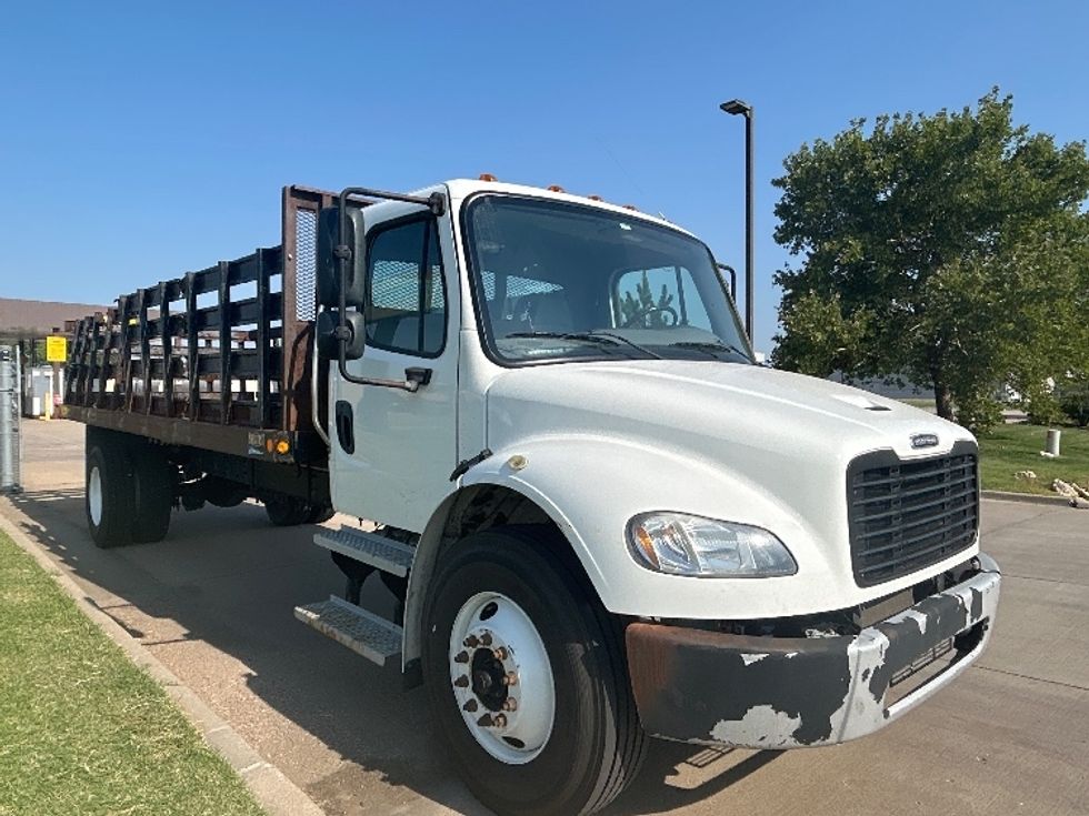 Medium Duty Box Truck-Light and Medium Duty Trucks-Freightliner-2020-M2-Wichita-KS-111,405\n\t\tmiles-$ 50,250 - Image 1