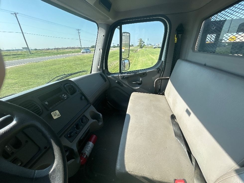 Medium Duty Box Truck-Light and Medium Duty Trucks-Freightliner-2020-M2-Wichita-KS-111,405\n\t\tmiles-$ 50,250 - Image 19