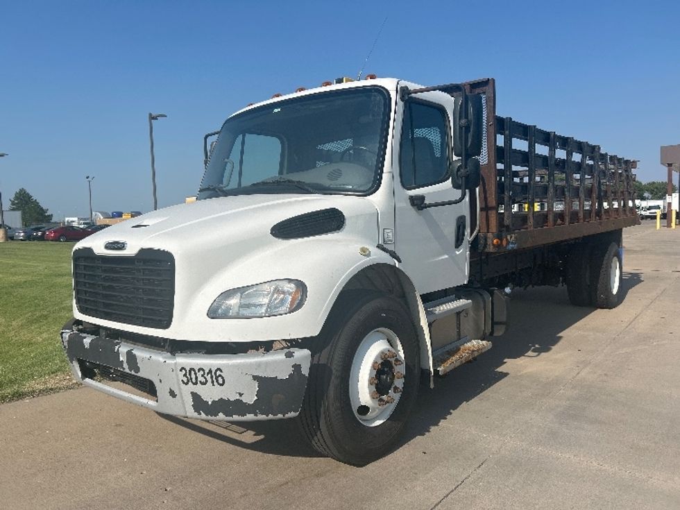 Medium Duty Box Truck-Light and Medium Duty Trucks-Freightliner-2020-M2-Wichita-KS-111,405\n\t\tmiles-$ 50,250 - Image 3