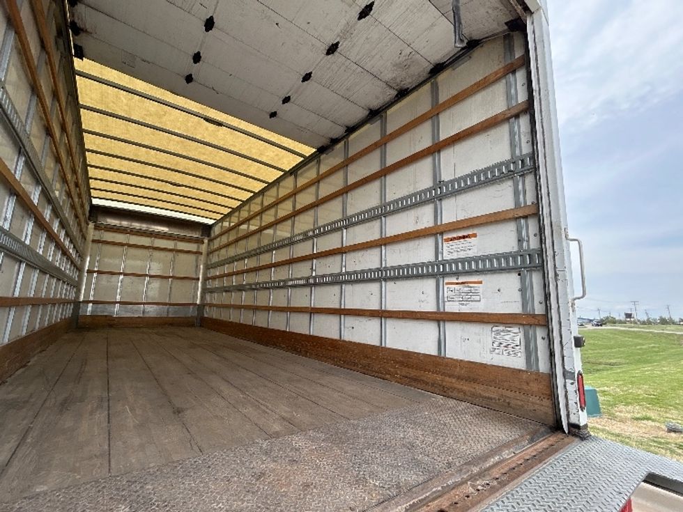 Medium Duty Box Truck-Light and Medium Duty Trucks-Freightliner-2020-M2-Wichita-KS-301,232\n\t\tmiles-$ 36,750 - Image 12