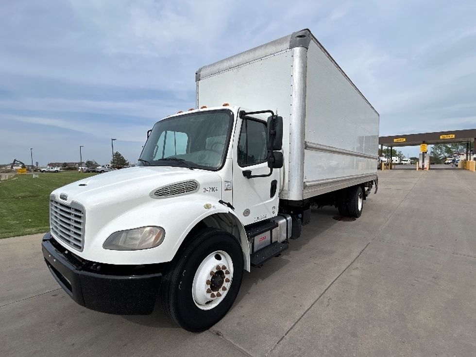 Medium Duty Box Truck-Light and Medium Duty Trucks-Freightliner-2020-M2-Wichita-KS-301,232\n\t\tmiles-$ 36,750 - Image 3