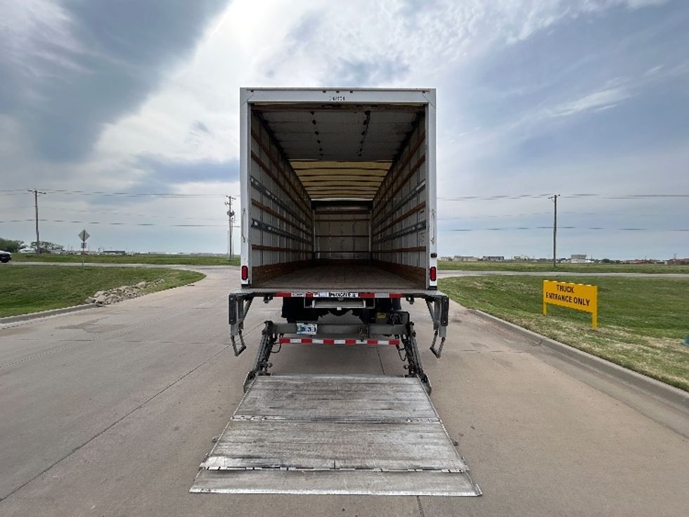 Medium Duty Box Truck-Light and Medium Duty Trucks-Freightliner-2020-M2-Wichita-KS-301,232\n\t\tmiles-$ 36,750 - Image 9