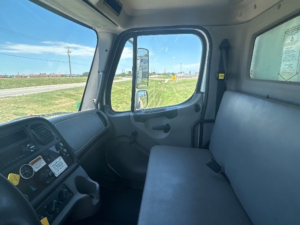 Medium Duty Box Truck-Light and Medium Duty Trucks-Freightliner-2020-M2-Wichita-KS-343,222\n\t\tmiles-$ 24,000 - Image 19