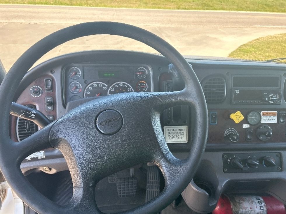 Medium Duty Box Truck-Light and Medium Duty Trucks-Freightliner-2020-M2-Wichita-KS-357,020\n\t\tmiles-$ 24,000 - Image 18