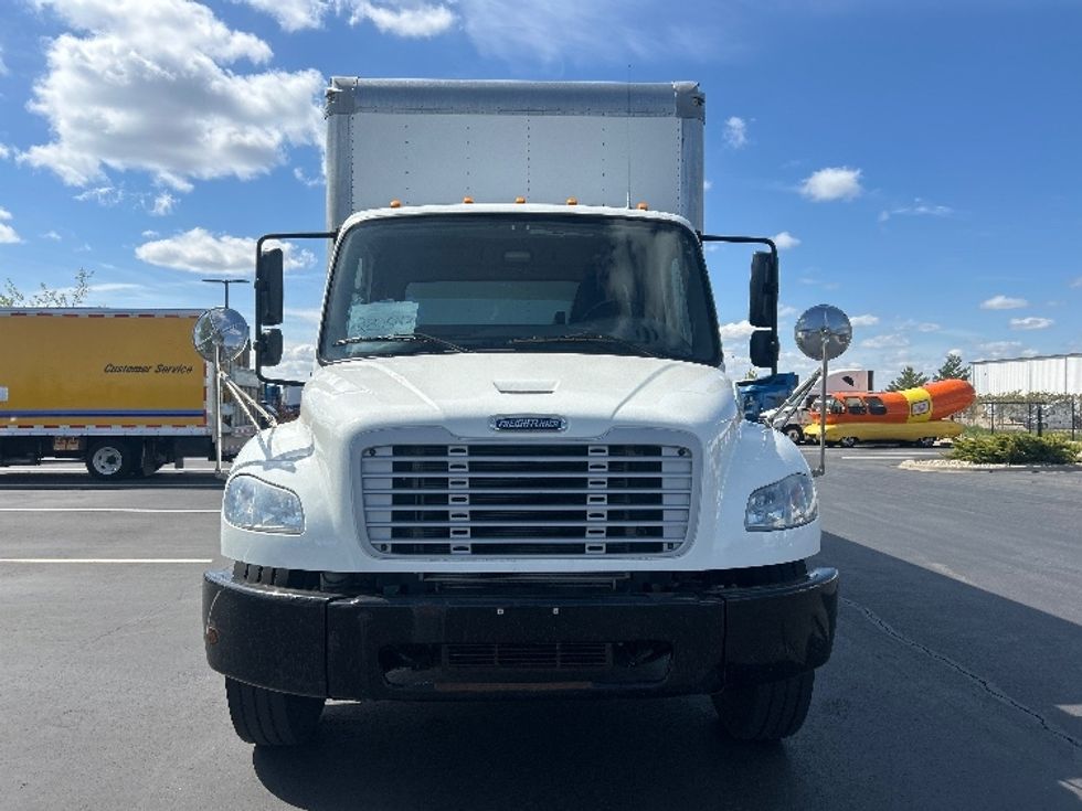 Medium Duty Box Truck-Light and Medium Duty Trucks-Freightliner-2020-M2-Windsor-WI-101,735\n\t\tmiles-$ 64,000 - Image 2