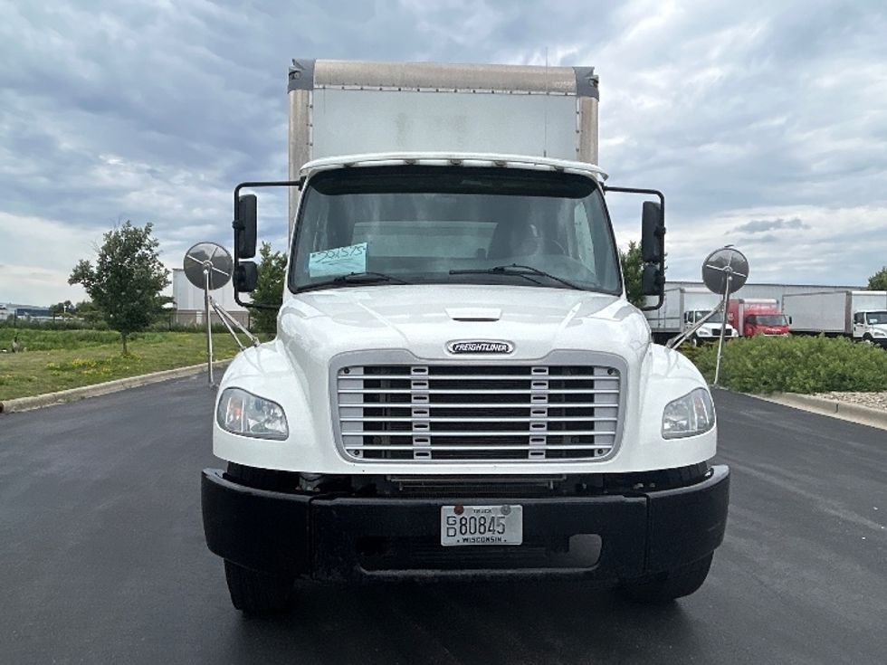Medium Duty Box Truck-Light and Medium Duty Trucks-Freightliner-2020-M2-Windsor-WI-106,965\n\t\tmiles-$ 64,500 - Image 2