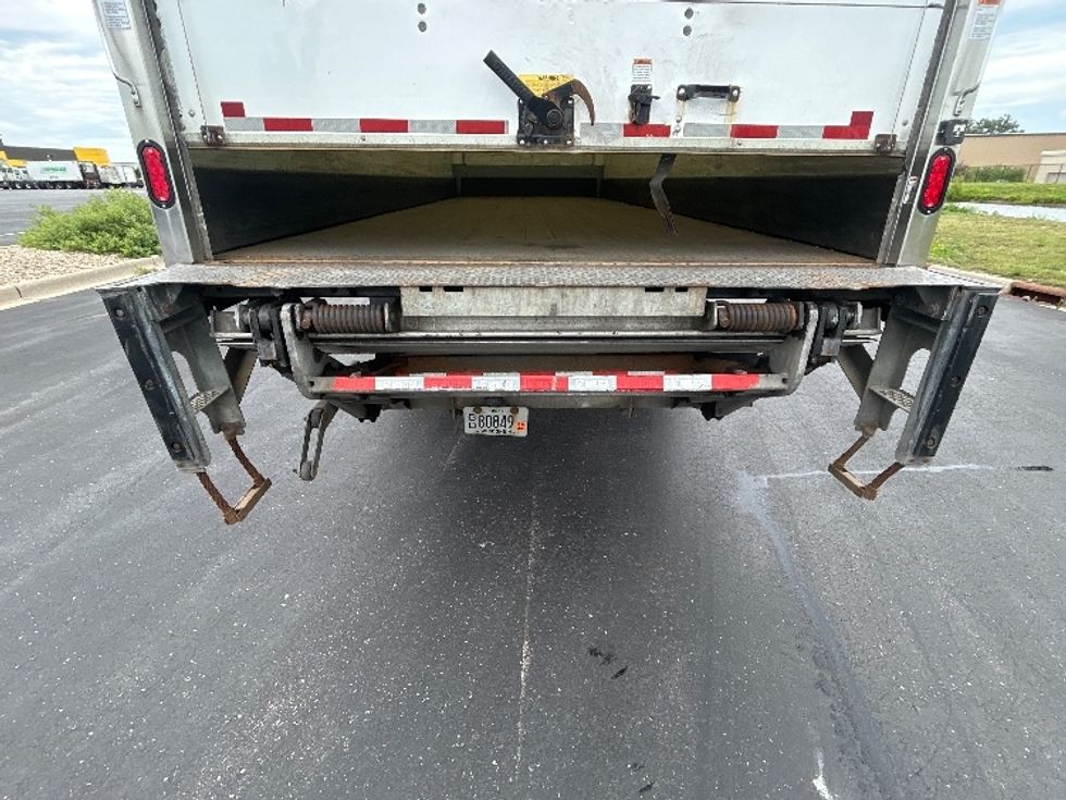 Medium Duty Box Truck-Light and Medium Duty Trucks-Freightliner-2020-M2-Windsor-WI-120,802\n\t\tmiles-$ 63,000 - Image 10