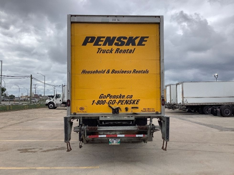 Medium Duty Box Truck-Light and Medium Duty Trucks-Freightliner-2020-M2-Winnipeg-MB-166,958\n\t\tkm-$ 75,000 - Image 7