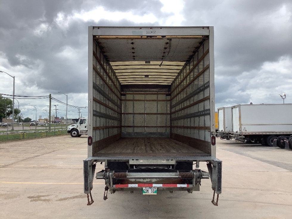 Medium Duty Box Truck-Light and Medium Duty Trucks-Freightliner-2020-M2-Winnipeg-MB-166,958\n\t\tkm-$ 75,000 - Image 8