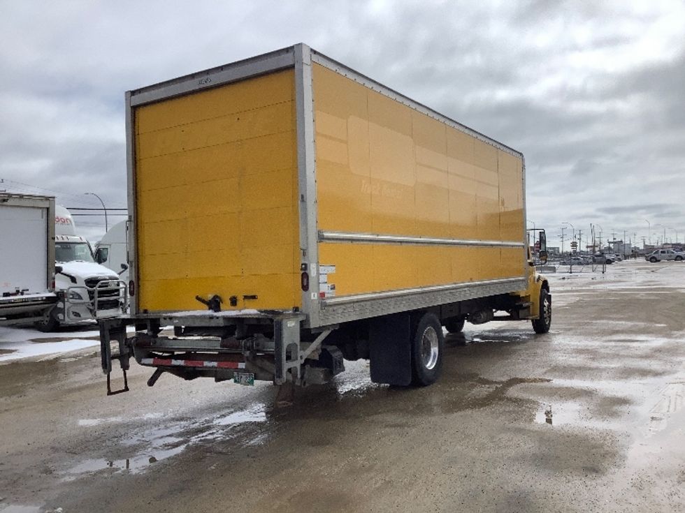 Medium Duty Box Truck-Light and Medium Duty Trucks-Freightliner-2020-M2-Winnipeg-MB-178,272\n\t\tkm-$ 83,000 - Image 13