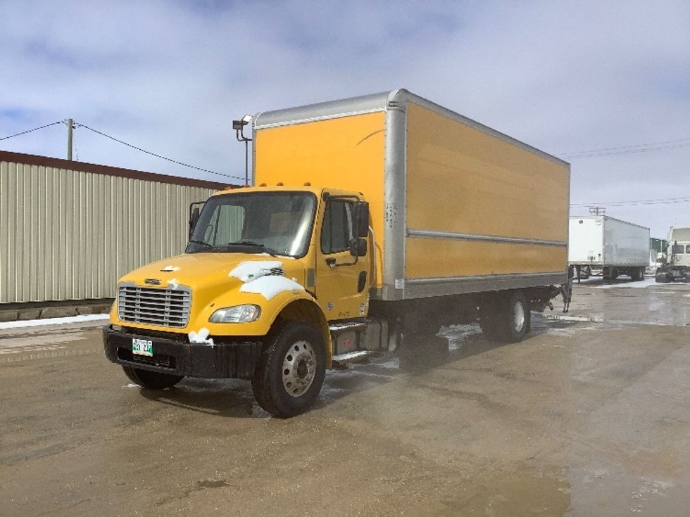 Medium Duty Box Truck-Light and Medium Duty Trucks-Freightliner-2020-M2-Winnipeg-MB-178,272\n\t\tkm-$ 83,000 - Image 3