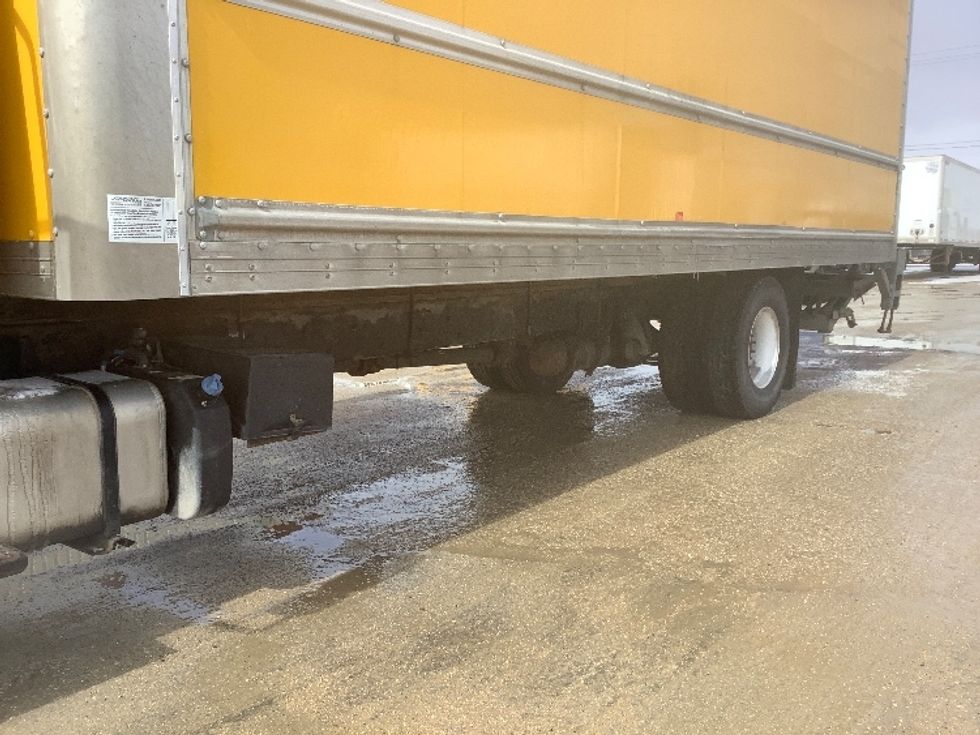 Medium Duty Box Truck-Light and Medium Duty Trucks-Freightliner-2020-M2-Winnipeg-MB-178,272\n\t\tkm-$ 83,000 - Image 5