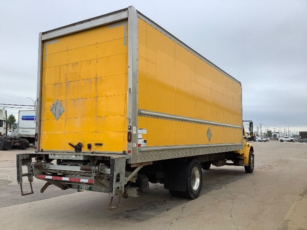 Medium Duty Box Truck-Light and Medium Duty Trucks-Freightliner-2020-M2-Winnipeg-MB-205,932\n\t\tkm-$ 71,750 - Image 13