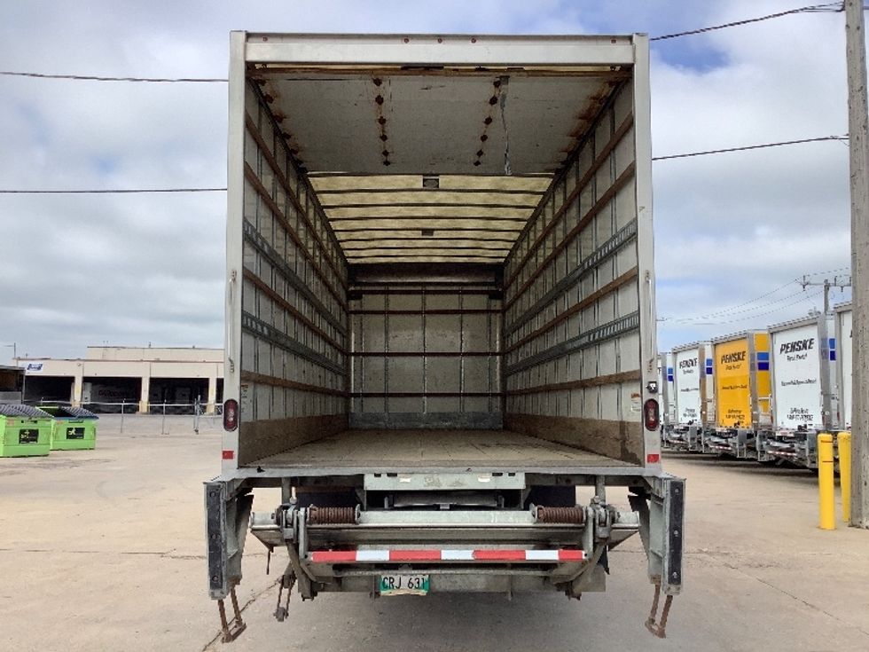 Medium Duty Box Truck-Light and Medium Duty Trucks-Freightliner-2020-M2-Winnipeg-MB-205,932\n\t\tkm-$ 71,750 - Image 8