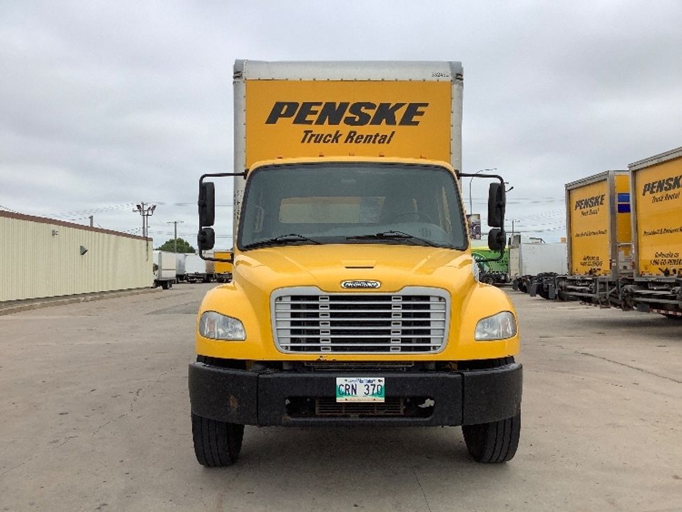 Medium Duty Box Truck-Light and Medium Duty Trucks-Freightliner-2020-M2-Winnipeg-MB-258,311\n\t\tkm-$ 68,000 - Image 2