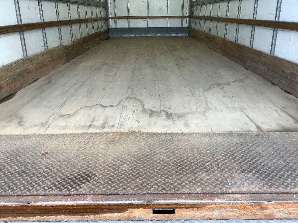 Medium Duty Box Truck-Light and Medium Duty Trucks-Freightliner-2020-M2-Winnipeg-MB-259,952\n\t\tkm-$ 70,750 - Image 10