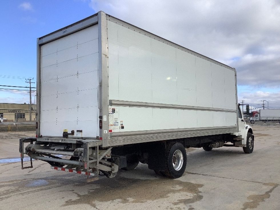 Medium Duty Box Truck-Light and Medium Duty Trucks-Freightliner-2020-M2-Winnipeg-MB-259,952\n\t\tkm-$ 70,750 - Image 13