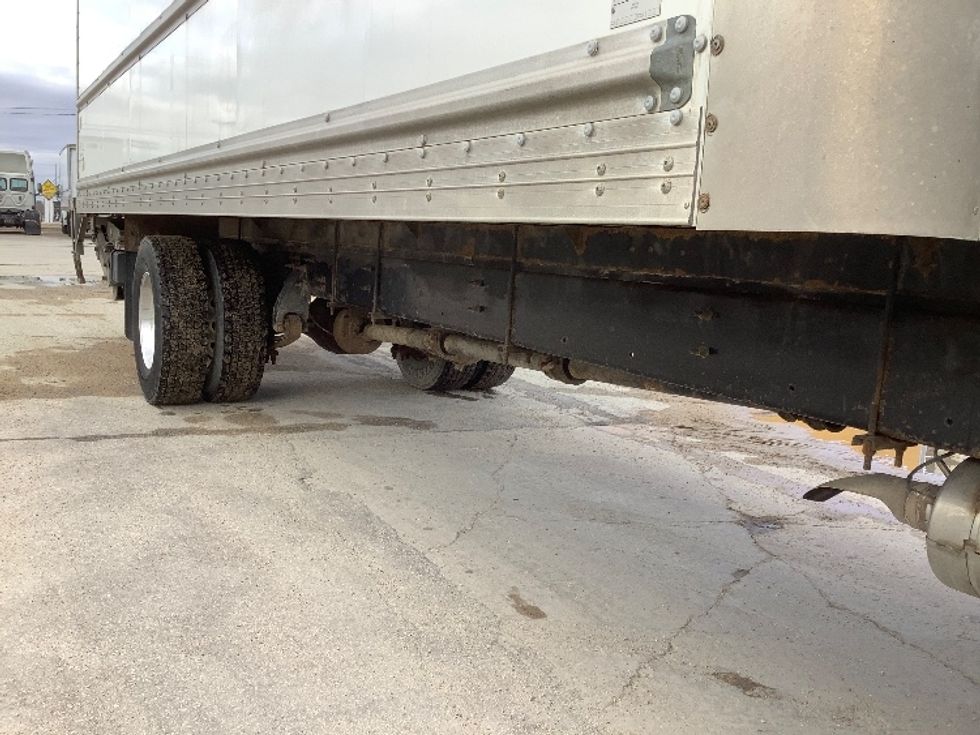 Medium Duty Box Truck-Light and Medium Duty Trucks-Freightliner-2020-M2-Winnipeg-MB-259,952\n\t\tkm-$ 70,750 - Image 14
