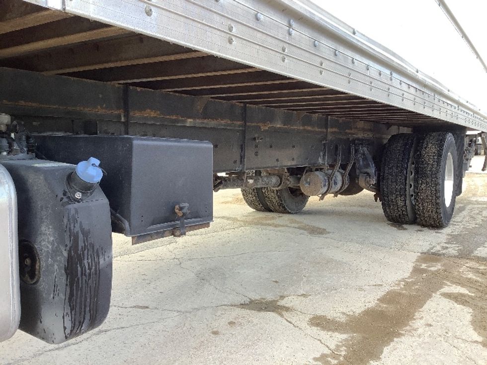 Medium Duty Box Truck-Light and Medium Duty Trucks-Freightliner-2020-M2-Winnipeg-MB-259,952\n\t\tkm-$ 70,750 - Image 5