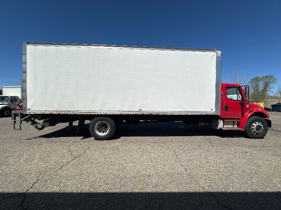 Medium Duty Box Truck-Light and Medium Duty Trucks-Freightliner-2020-M2-Wixom-MI-240,828\n\t\tmiles-$ 41,000 - Image 15