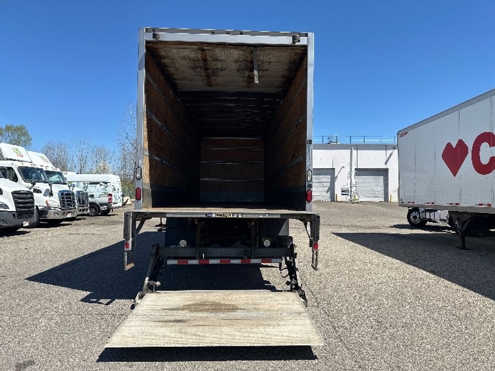 Medium Duty Box Truck-Light and Medium Duty Trucks-Freightliner-2020-M2-Wixom-MI-240,828\n\t\tmiles-$ 41,000 - Image 9