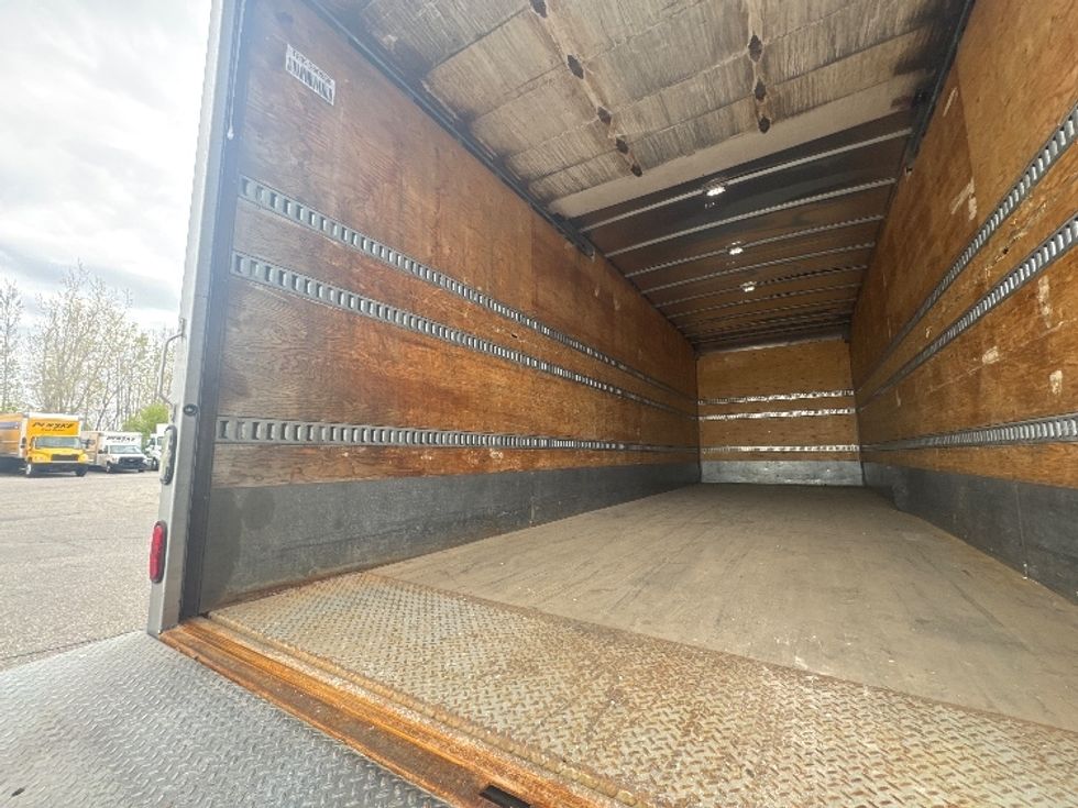 Medium Duty Box Truck-Light and Medium Duty Trucks-Freightliner-2020-M2-Wixom-MI-272,193\n\t\tmiles-$ 42,000 - Image 11