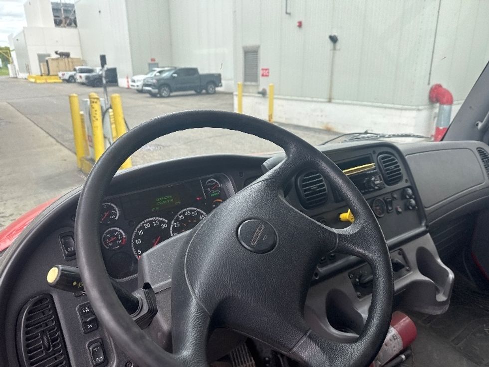 Medium Duty Box Truck-Light and Medium Duty Trucks-Freightliner-2020-M2-Wixom-MI-272,193\n\t\tmiles-$ 42,000 - Image 17