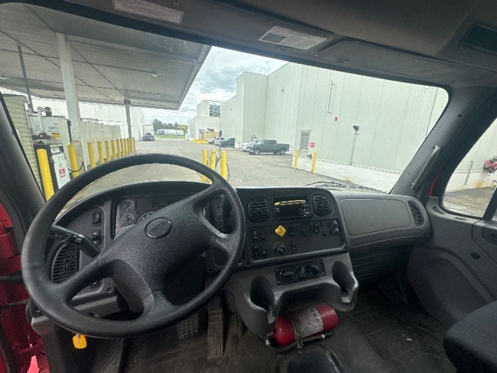 Medium Duty Box Truck-Light and Medium Duty Trucks-Freightliner-2020-M2-Wixom-MI-272,193\n\t\tmiles-$ 42,000 - Image 18