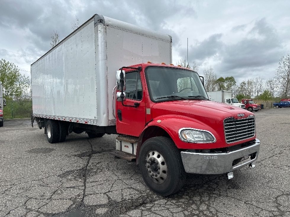 Medium Duty Box Truck-Light and Medium Duty Trucks-Freightliner-2020-M2-Wixom-MI-307,321\n\t\tmiles-$ 31,750 - Image 1