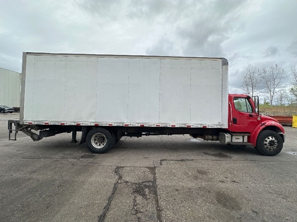 Medium Duty Box Truck-Light and Medium Duty Trucks-Freightliner-2020-M2-Wixom-MI-307,321\n\t\tmiles-$ 31,750 - Image 15