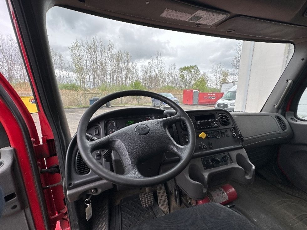 Medium Duty Box Truck-Light and Medium Duty Trucks-Freightliner-2020-M2-Wixom-MI-307,321\n\t\tmiles-$ 31,750 - Image 18
