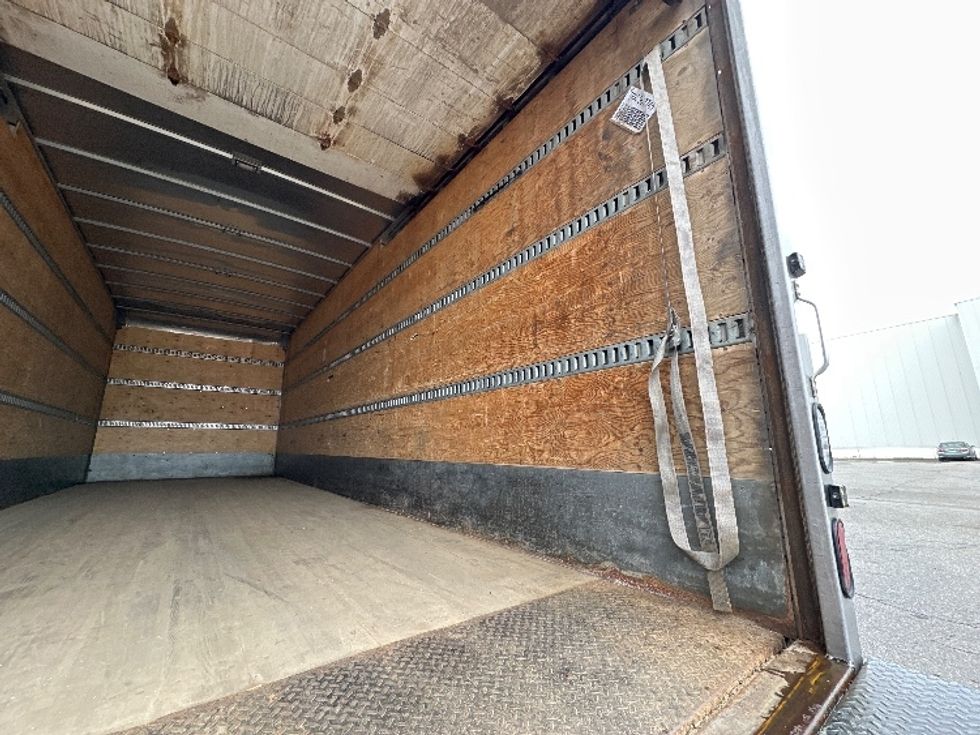 Medium Duty Box Truck-Light and Medium Duty Trucks-Freightliner-2020-M2-Wixom-MI-320,051\n\t\tmiles-$ 29,750 - Image 12