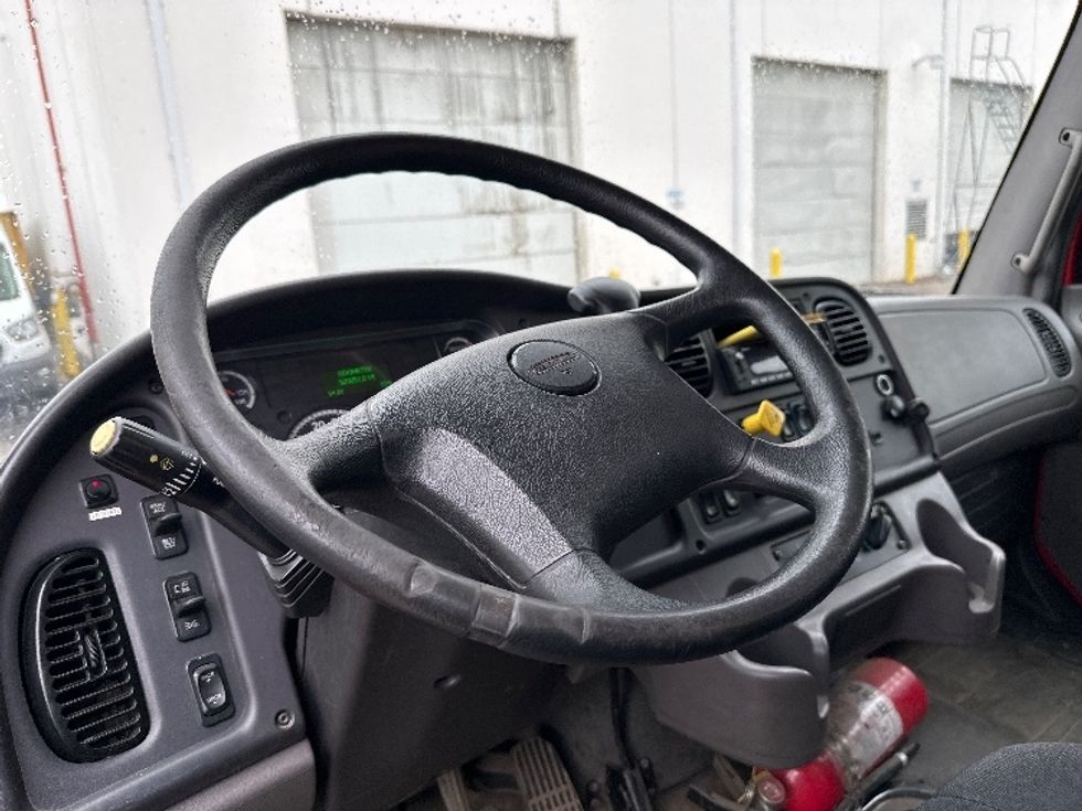 Medium Duty Box Truck-Light and Medium Duty Trucks-Freightliner-2020-M2-Wixom-MI-320,051\n\t\tmiles-$ 29,750 - Image 17