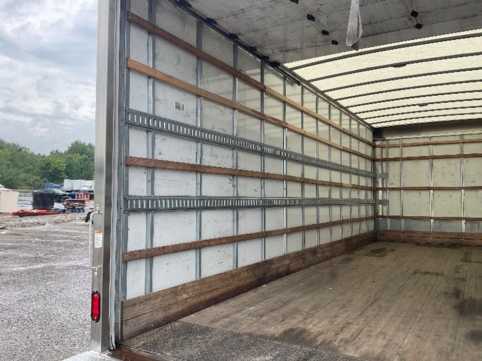 Medium Duty Box Truck-Light and Medium Duty Trucks-Freightliner-2020-M2-Youngstown-OH-154,422\n\t\tmiles-$ 53,000 - Image 11