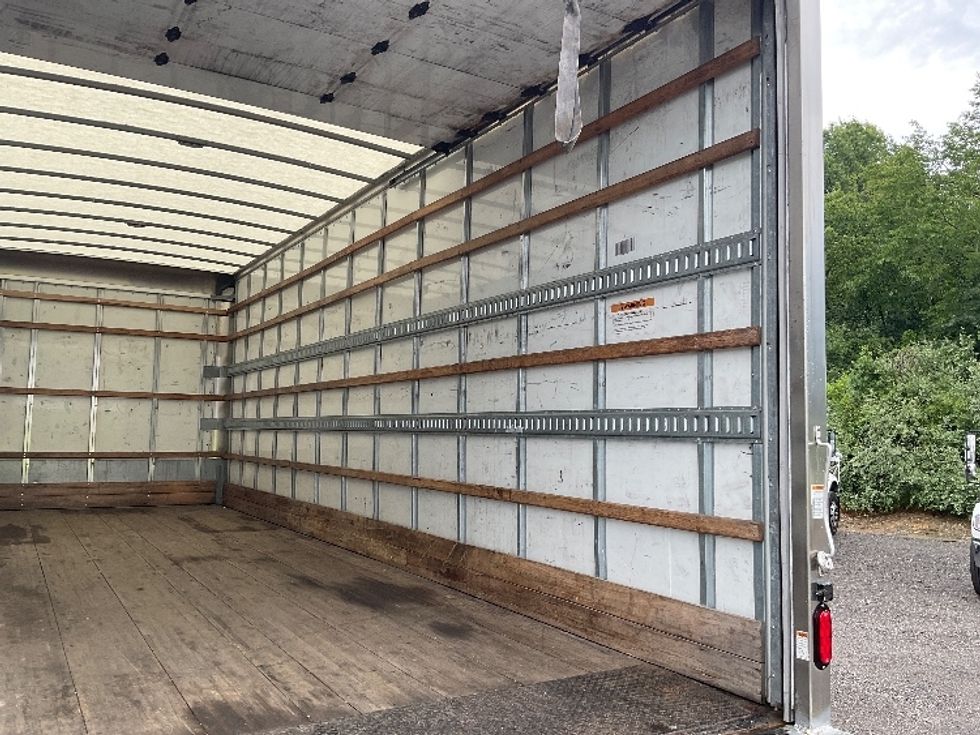 Medium Duty Box Truck-Light and Medium Duty Trucks-Freightliner-2020-M2-Youngstown-OH-154,422\n\t\tmiles-$ 53,000 - Image 12