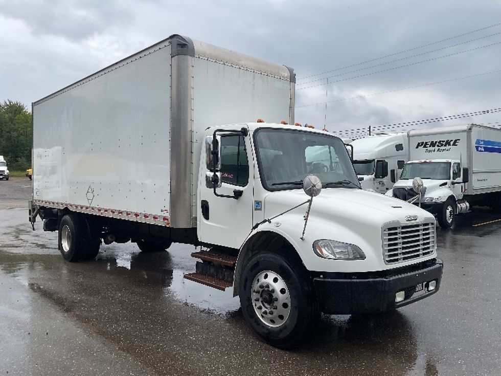 Medium Duty Box Truck-Light and Medium Duty Trucks-Freightliner-2020-M2-Youngstown-OH-206,222\n\t\tmiles-$ 47,750 - Image 1